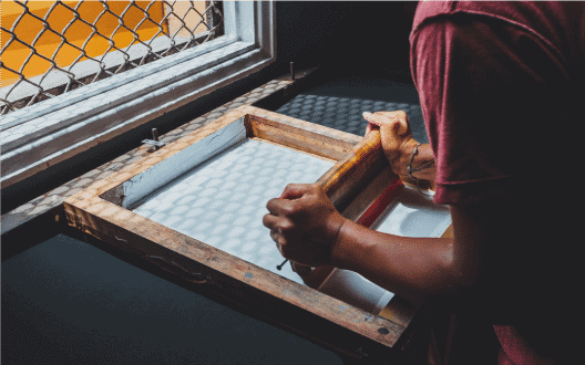 EveryTees Custom T-Shirt Screen Printing Technique Explained